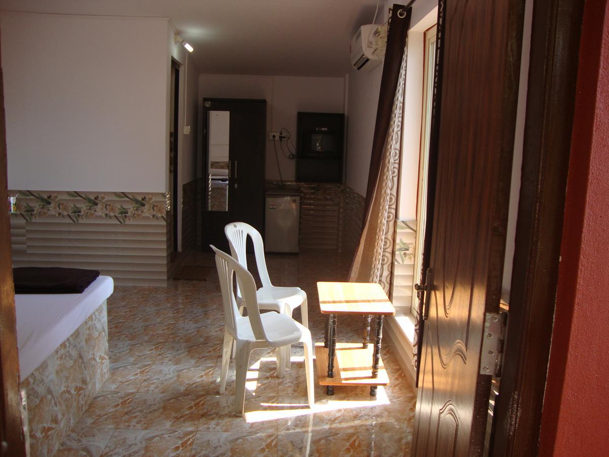 Leon Hide Out Guest House วัสกูดากามา ภายนอก รูปภาพ